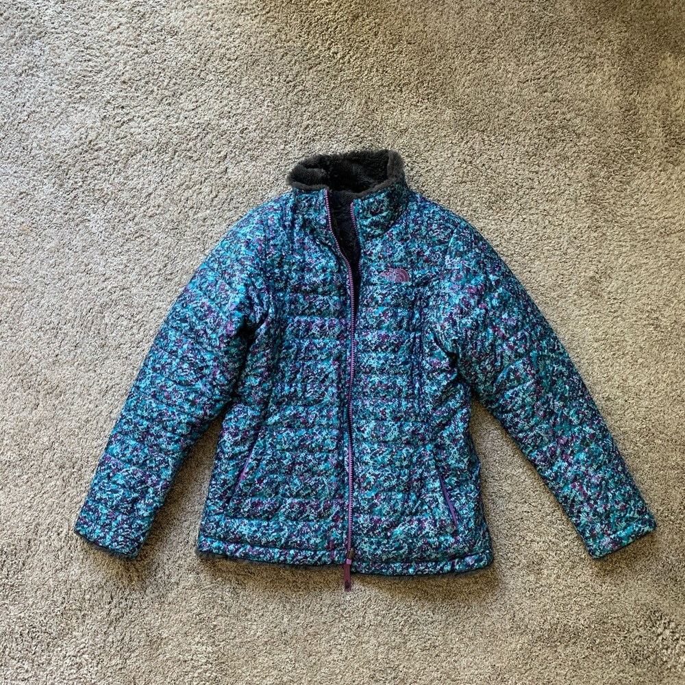 Girls North Face jacket, XL